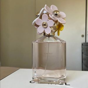 Marc Jacobs Daisy Eau So Fresh